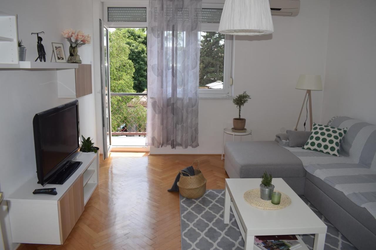 Apartman Bel Varaždin エクステリア 写真