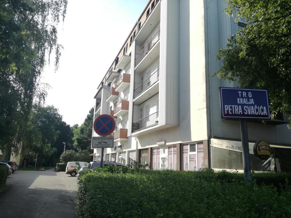 Apartman Bel Varaždin エクステリア 写真